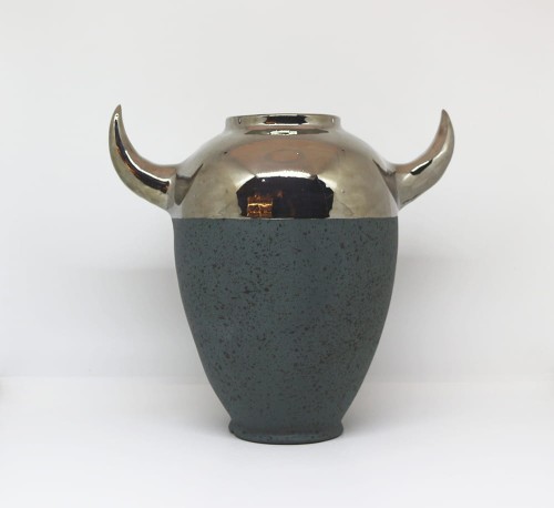 RAGNAR vase, upcycled porcelain, platinum.jpg