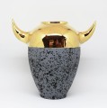 RAGNAR vase, upcycled porcelain, gold 02.jpg